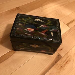 Vintage Japanese Mt Fuji Jewelry music box